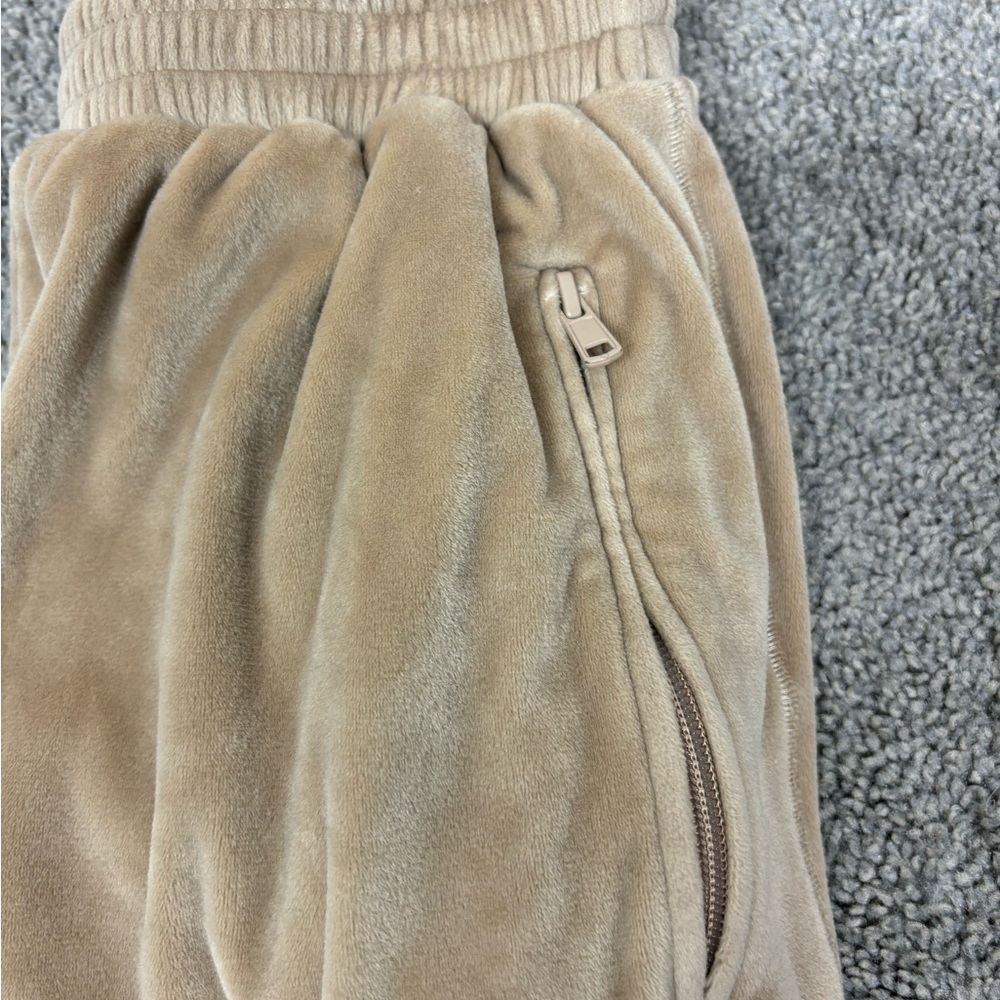 SKIMS Velour Jogger Women’s Sz s Sienna tan Zip Pockets‎ Drawstring Relaxed Fit - Picture 2 of 7
